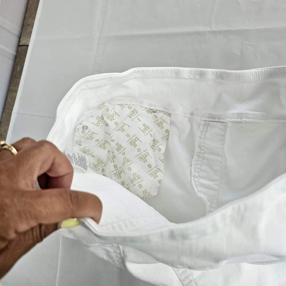 Belle By Kim Gravel 18w Woman's White Cropped Ankle Jeans - Picture 7 of 13